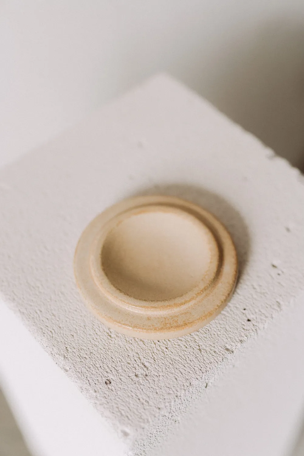 Poemi M'amuse piatto con cupola 11,5 cm beige