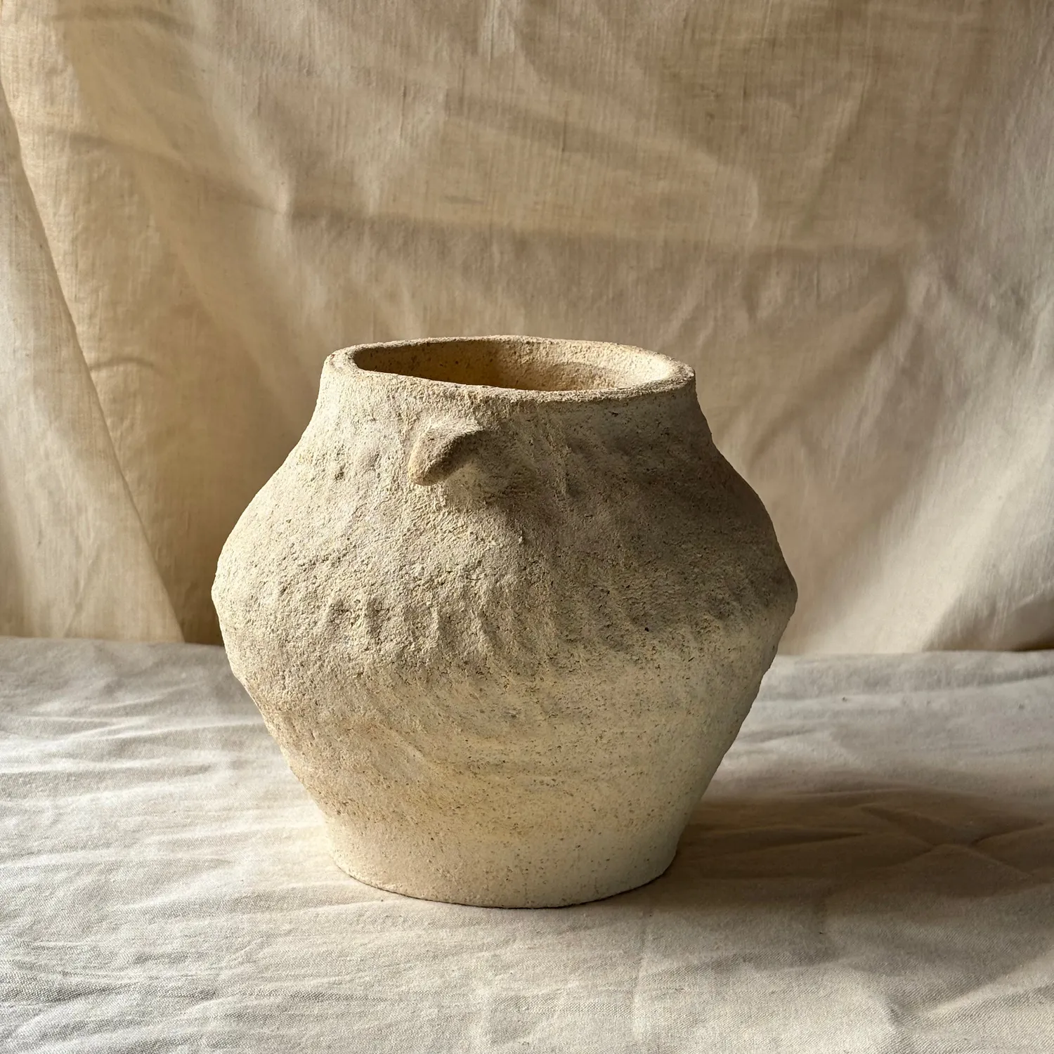 Studio Delta Pottery Anfora cachepot terracotta 20x18 cm