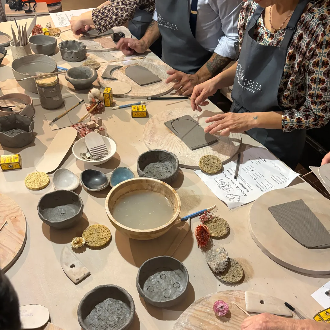 Studio Delta Pottery Mug+Spoon workshop ceramica Torino