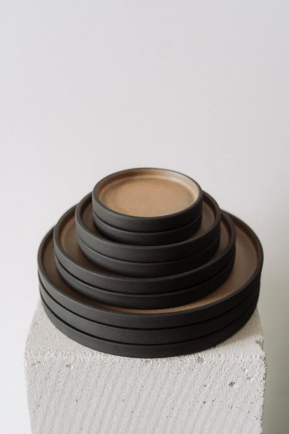 Poemi Fika piatto 25 cm gres nero opaco