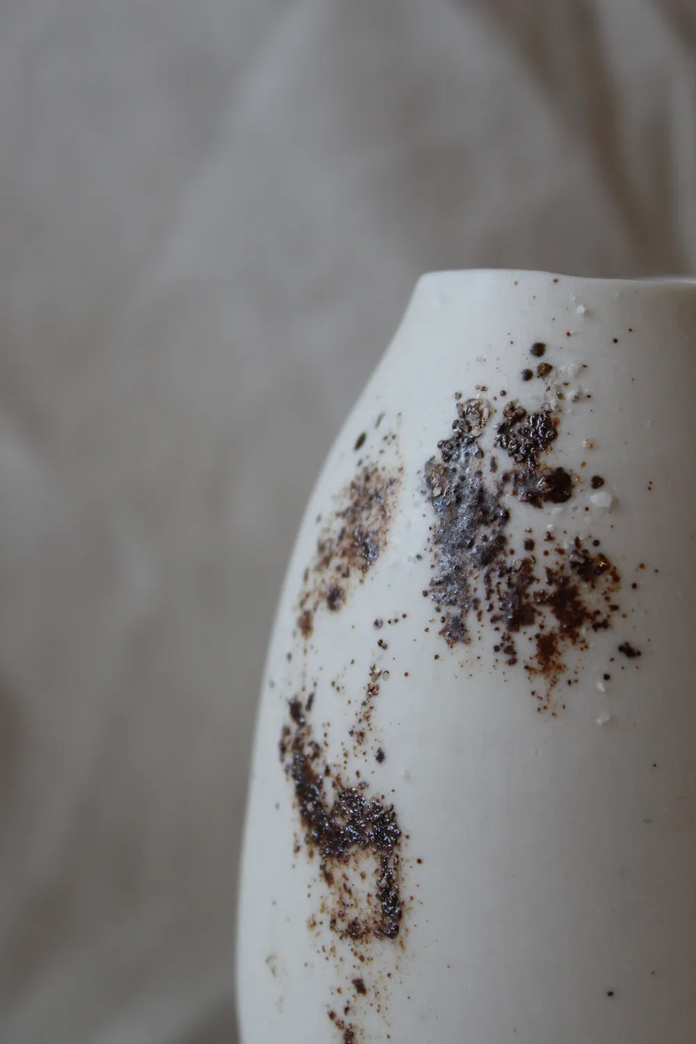 Studio Delta Pottery Uovo di Lava #6 vaso porcellana