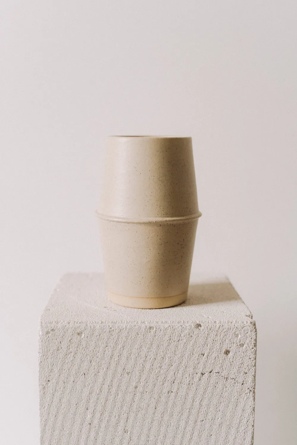 Poemi Japandi Vaso in Gres Beige 10x22 cm