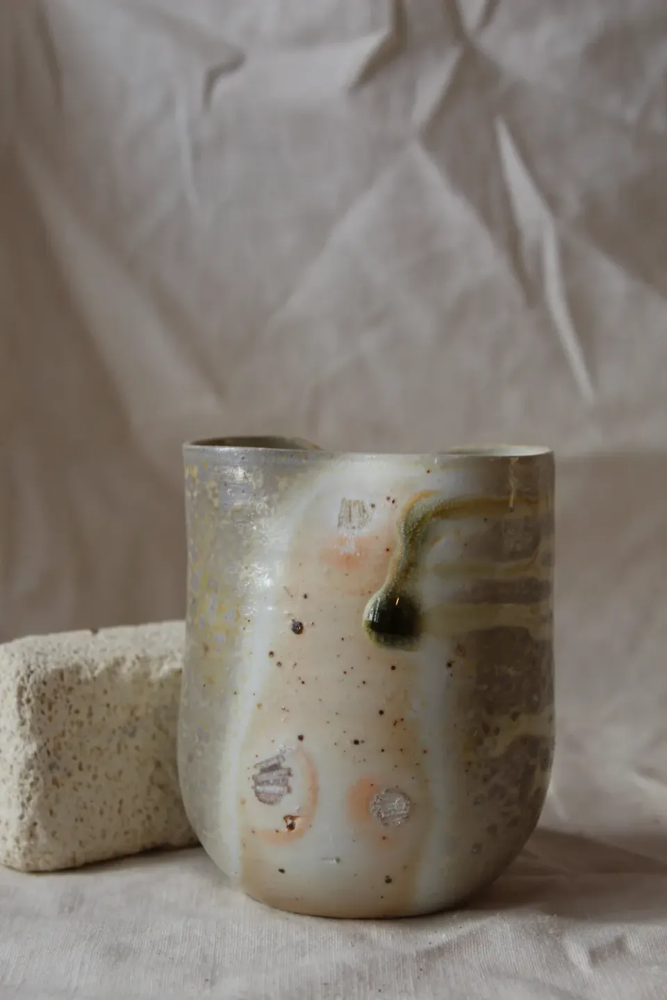 Studio Delta Pottery Uovo di Cenere #2 vaso woodfired 11 cm