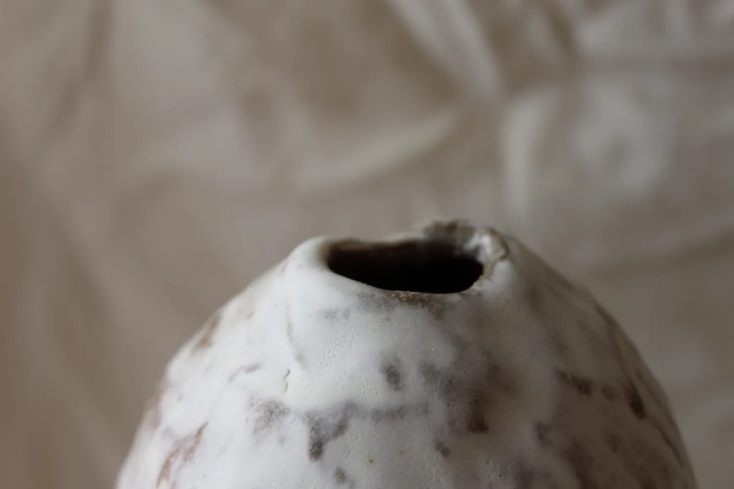 Studio Delta Pottery Guardiano vaso bottiglia grès rosso 37 cm