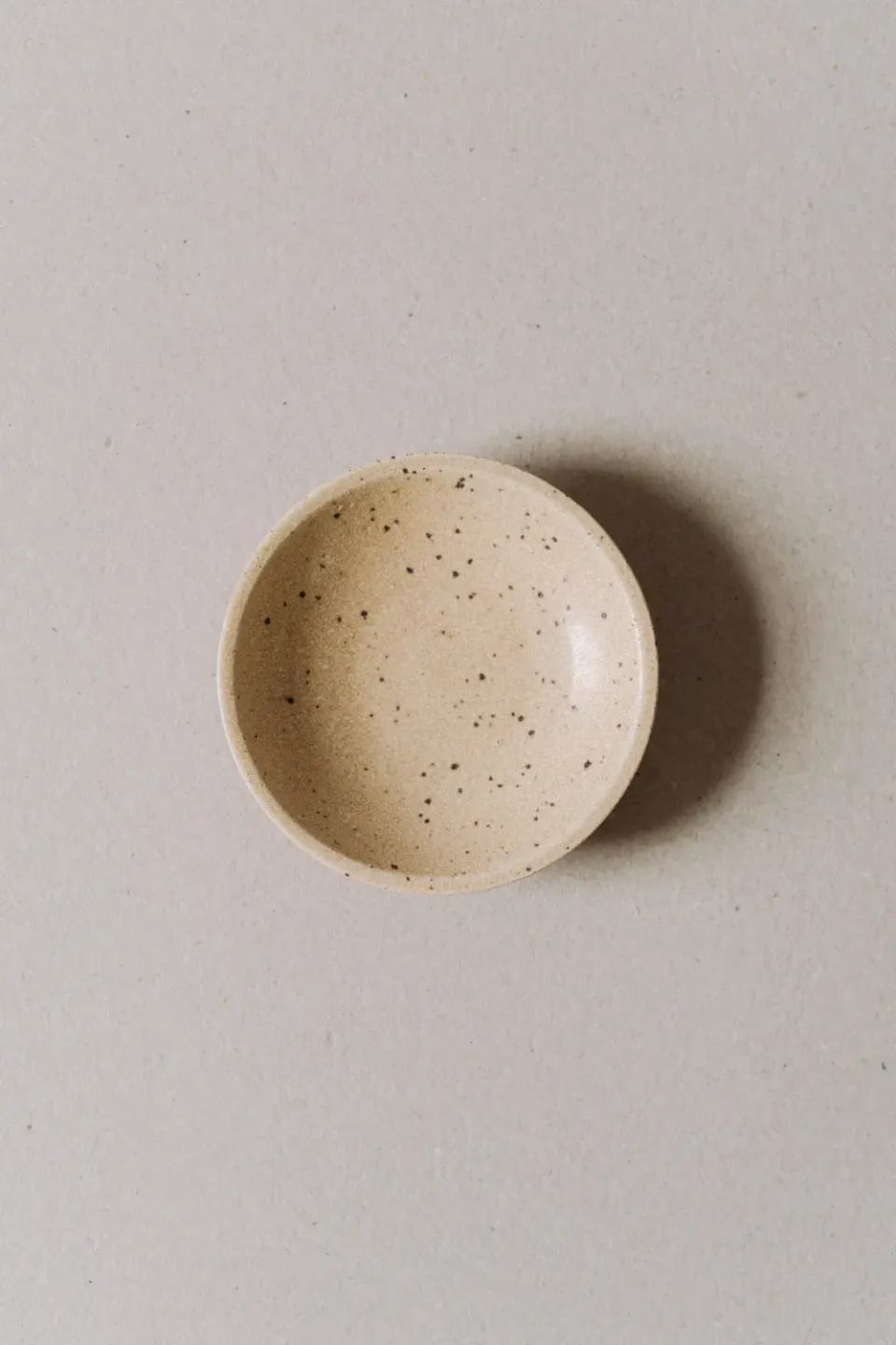 Poemi M'amuse piatto fondo ceramica 12 cm beige