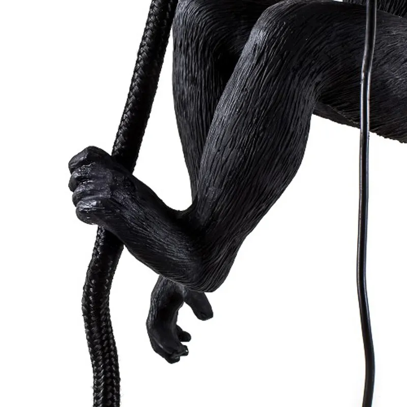 Seletti Monkey Lamp lampada nera con corda resina
