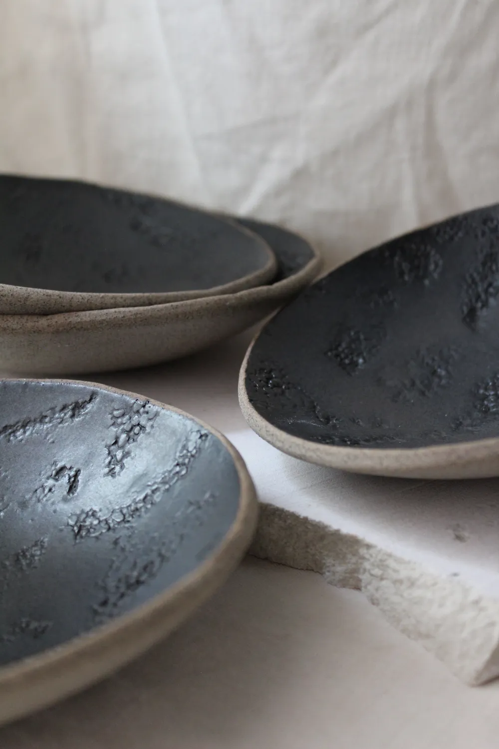 Studio Delta Pottery Pomice Bowl ciotola gres antracite