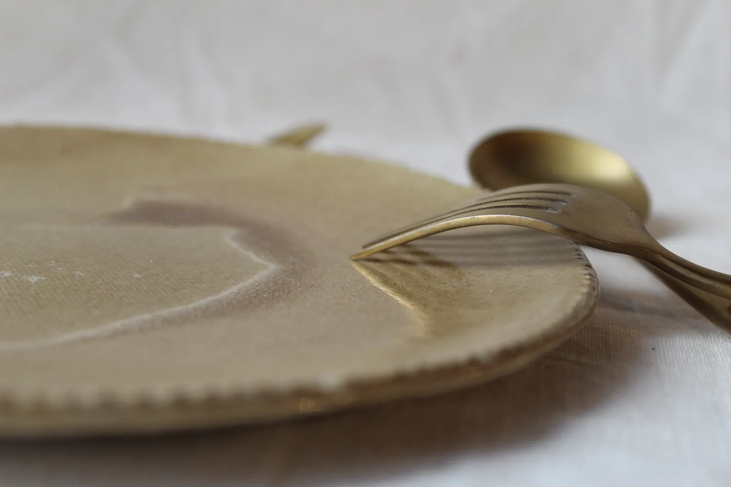 Studio Delta Pottery Piatti Miele piatto 20,5 cm grès beige