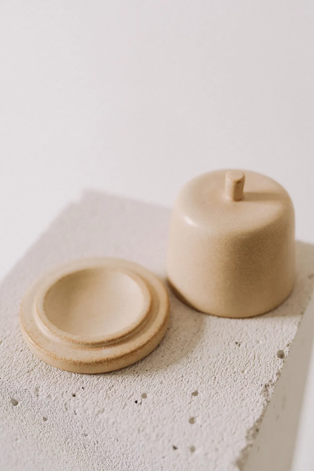 Poemi M'amuse piatto con cupola 11,5 cm beige