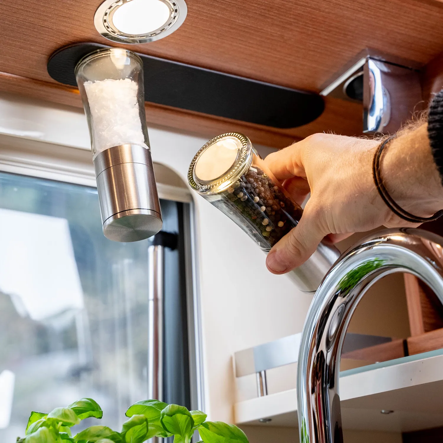 Silwy macinaspezie magnetico con barra acciaio ceramica