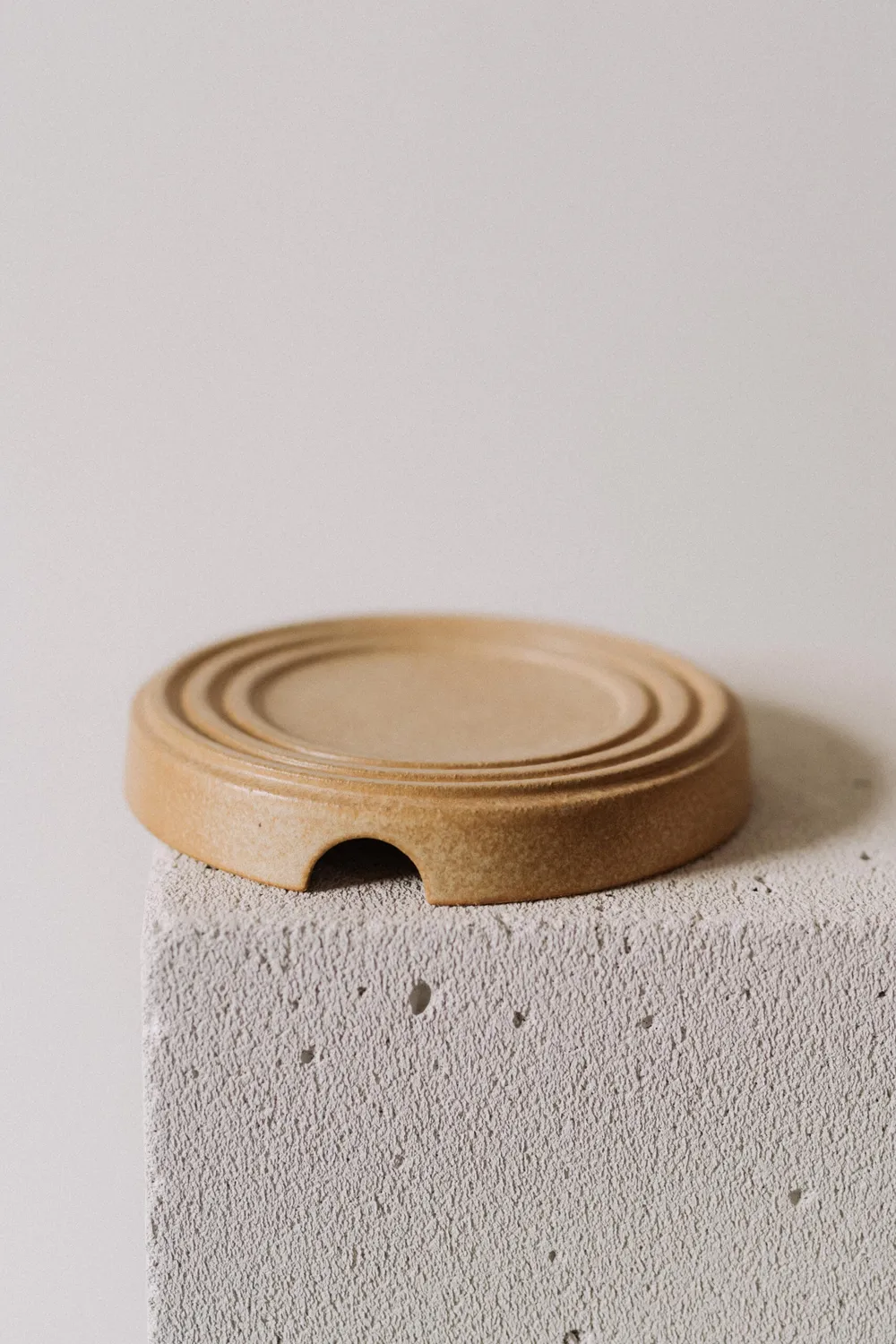 Poemi Aarde Piatto in Gres Beige 18 cm