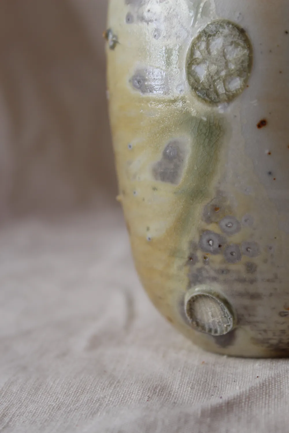 Studio Delta Pottery Uovo di Cenere #1 vaso woodfired porcellana