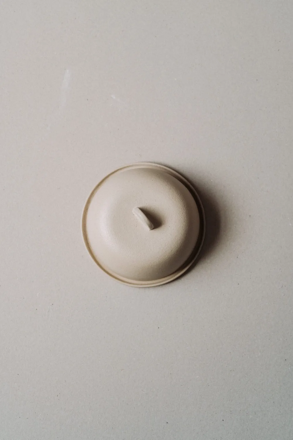 Poemi Untiera burriera in gres beige opaco 17 cm