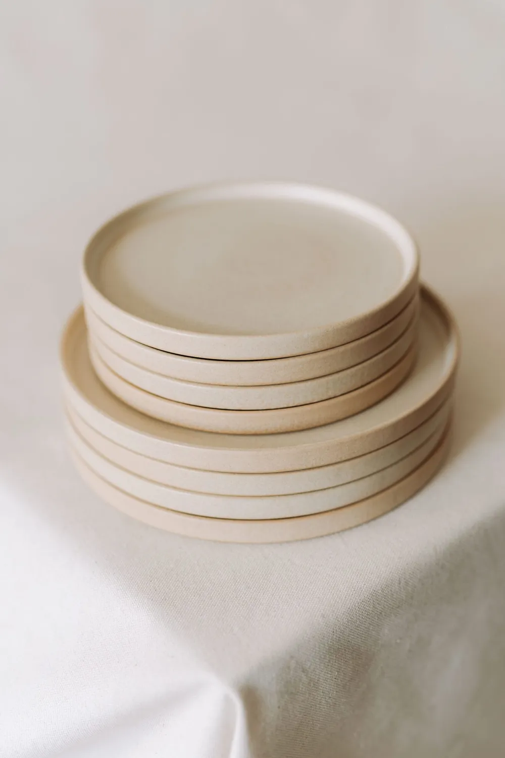 Poemi Mei piatto ceramica 25 cm bianco sporco