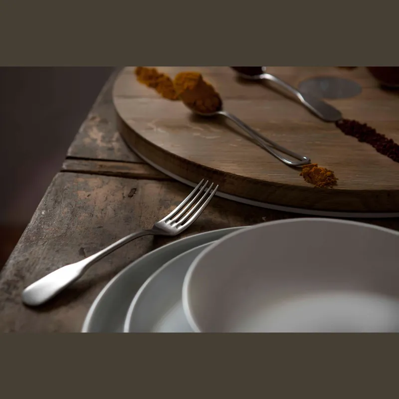 KnIndustrie Brick Lane set 24 posate stone washed