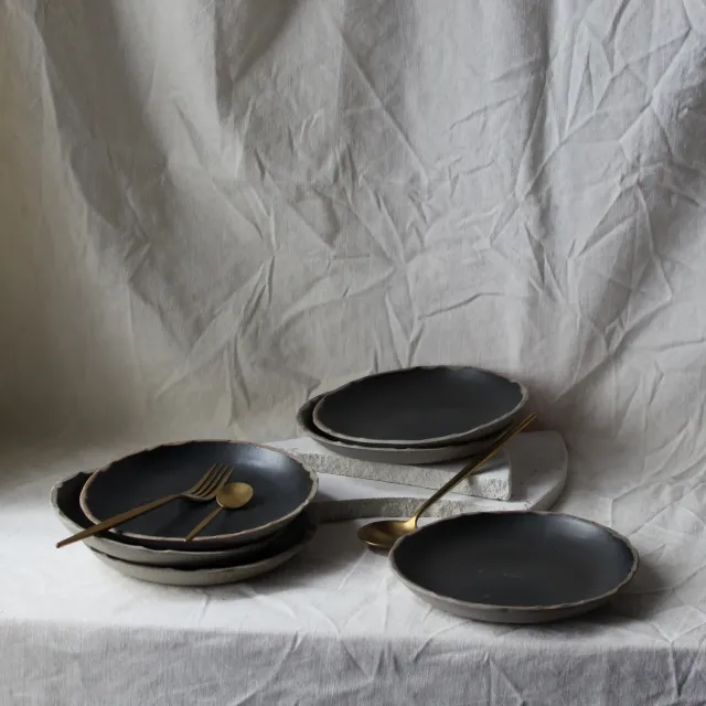 Studio Delta Pottery Bordo di Pietra fondina 19 cm nera