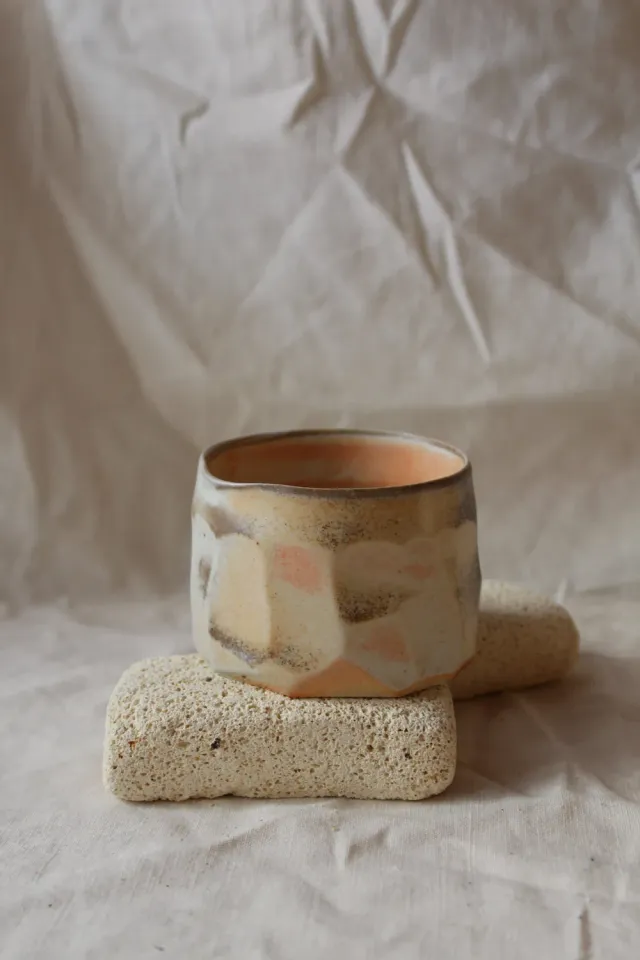 Studio Delta Pottery Beccuccio ciotola matcha porcellana