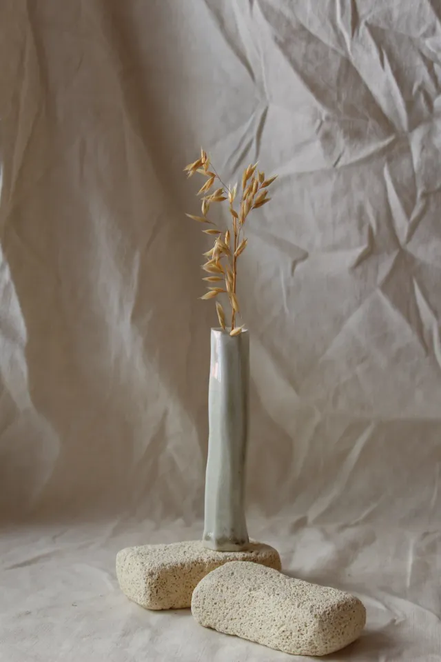 Studio Delta Pottery Iwa woodfired #2 vaso monofiore porcellana