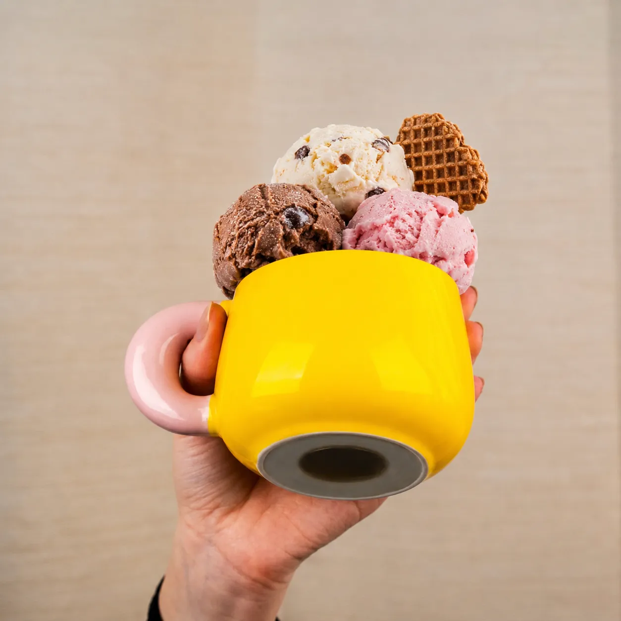 Silwy Tazza con Manico Magnetica Candylemon Porcellana