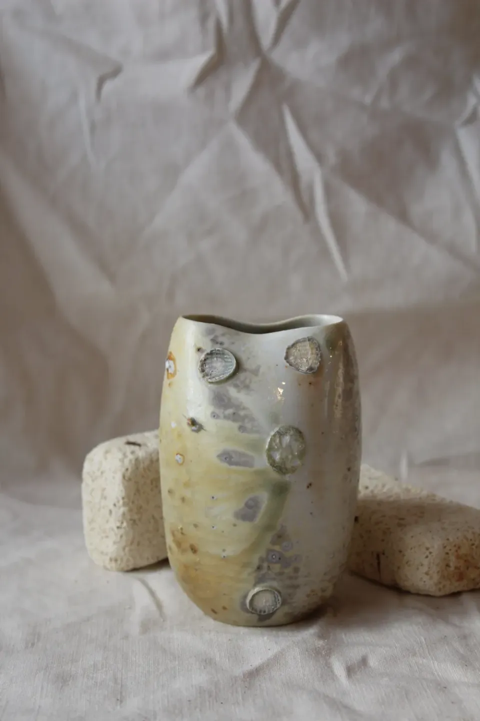 Studio Delta Pottery Uovo di Cenere #1 vaso woodfired porcellana
